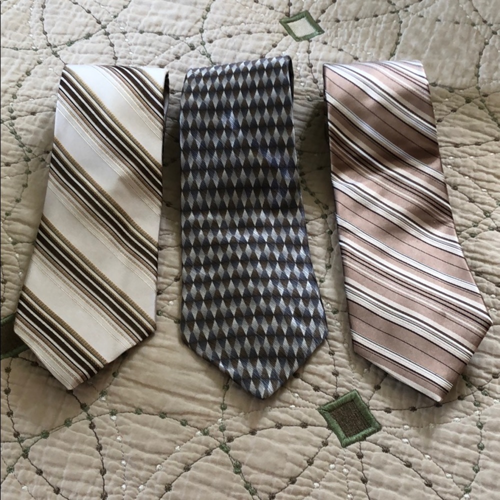 Croft & Barrow Ties.